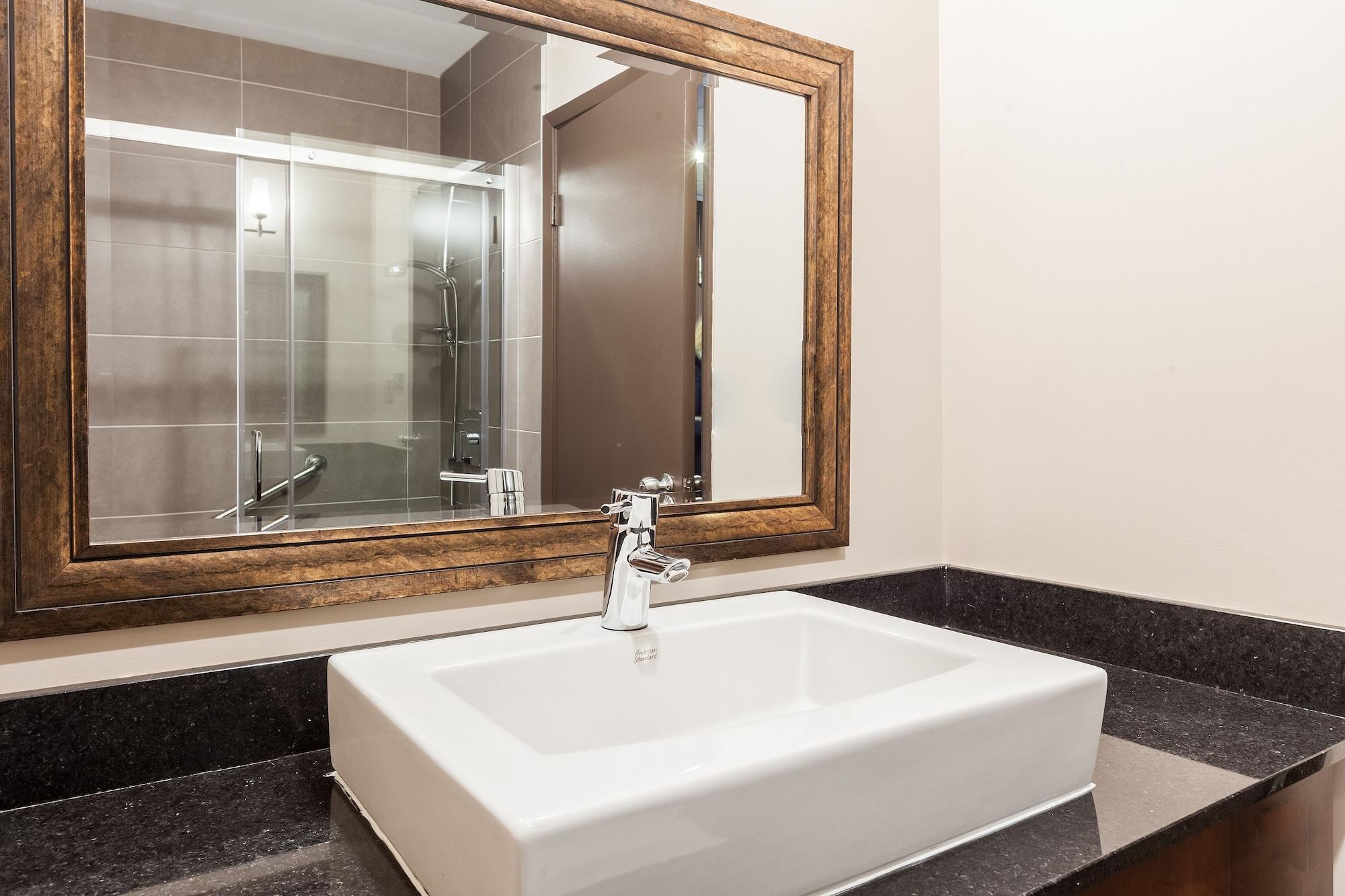 Hotel Ambassadeur Et Suites Κεμπέκ Εξωτερικό φωτογραφία